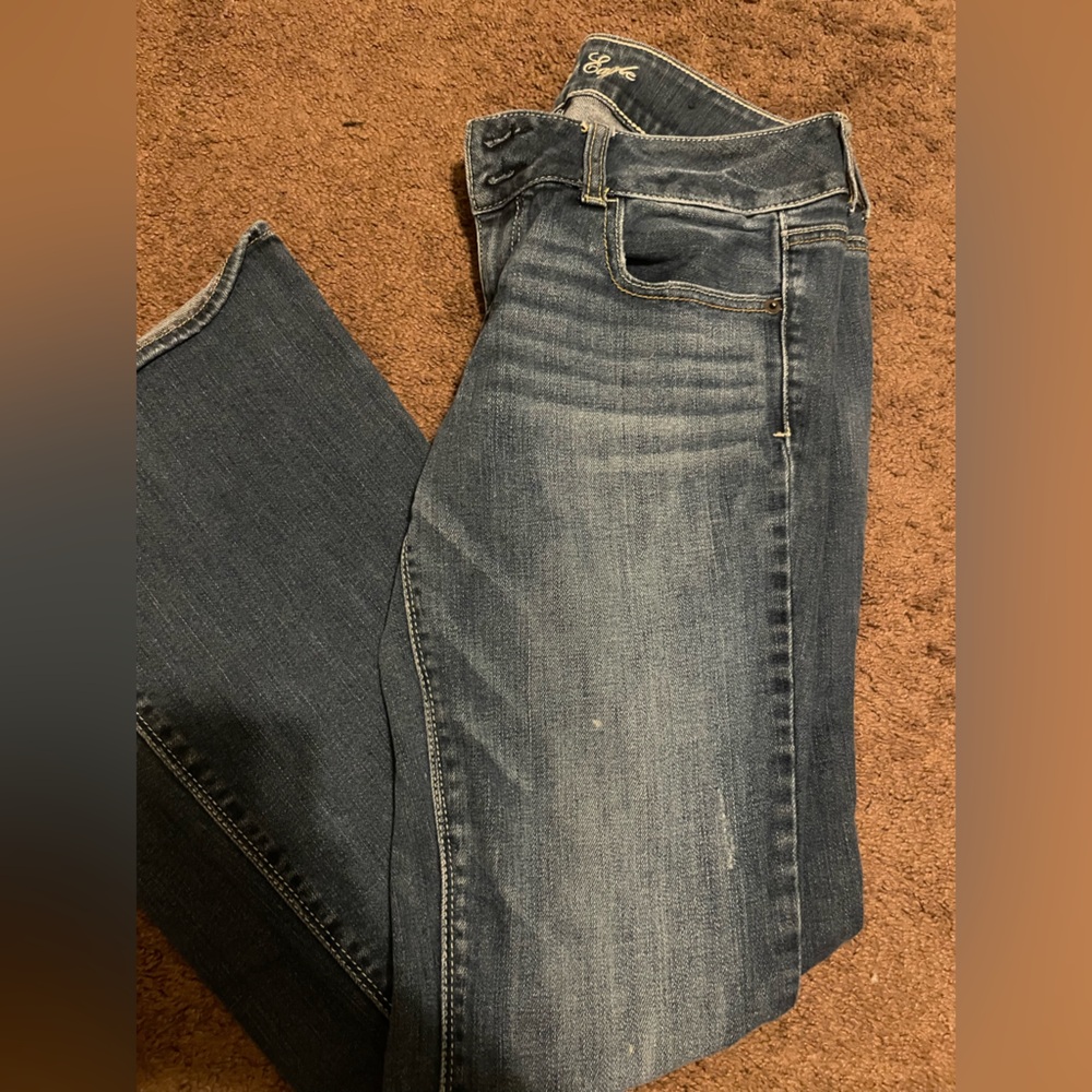 American Eagle Outfitters women’s flare jeans